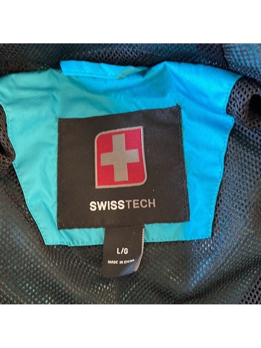 Swiss Tech Jacket Size L🥰🥰 - Picture 3 of 3